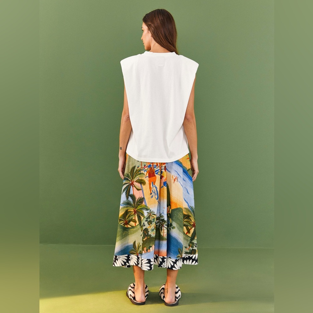 FARM Rio White Graphic Sleeveless Muscle Tee with Tropical Print - Picture 7 of 10